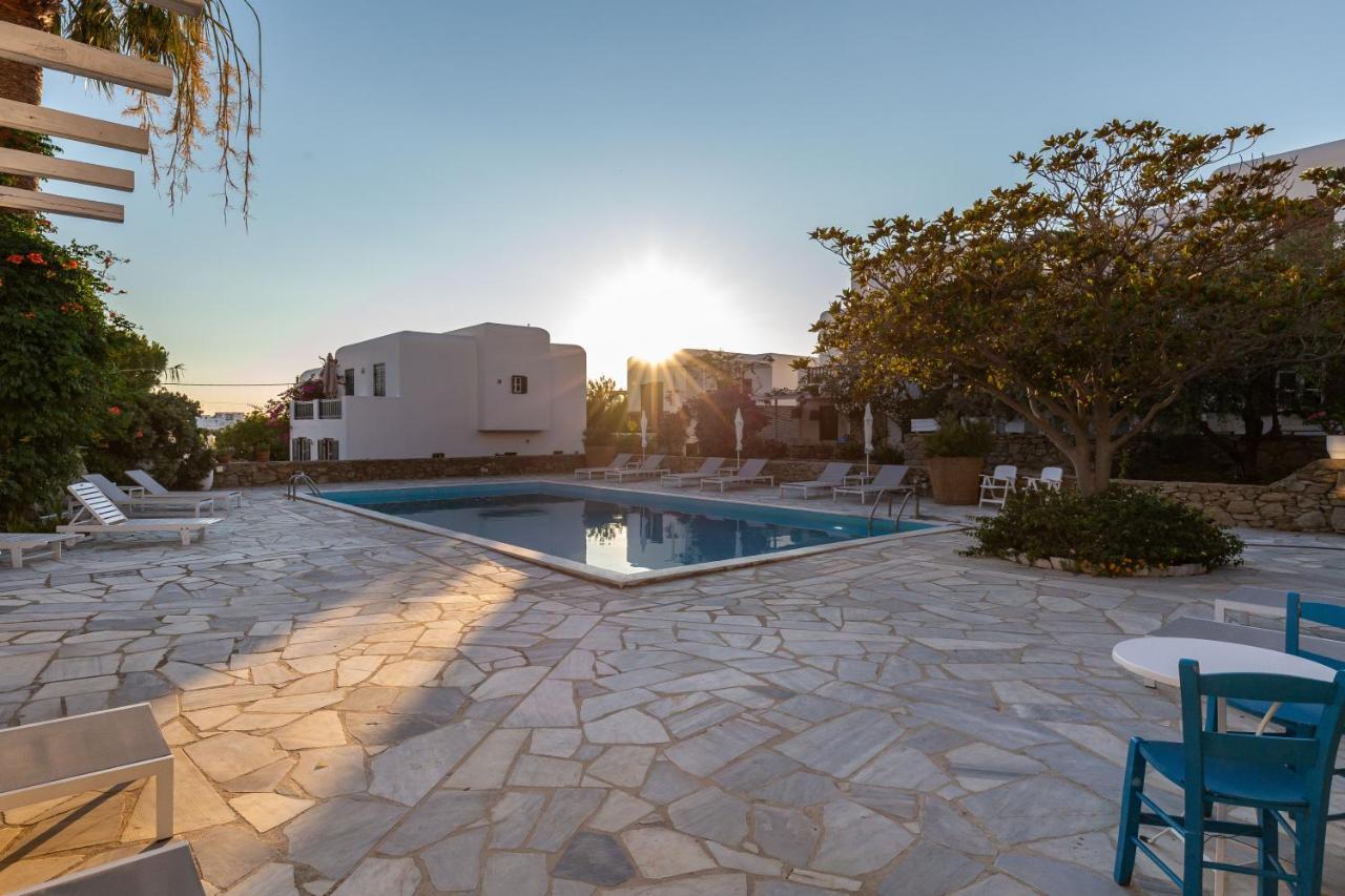 Callisti Mykonos Town With Pool View And Calypso Upper Floor With Sea View Kültér fotó